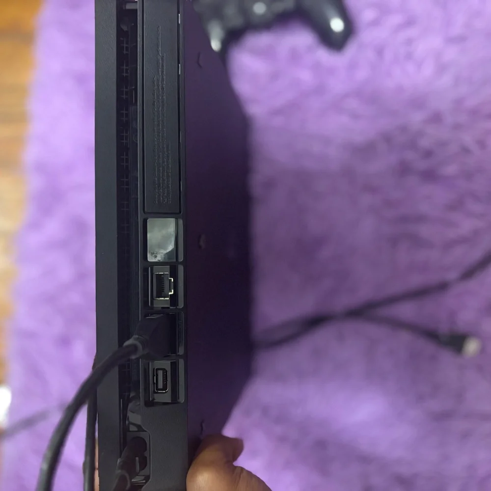 Playstation 4 Gaming Console with Controller